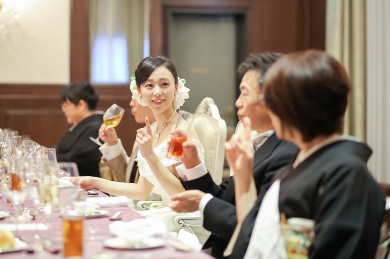 結婚式　ゲスト